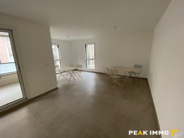 ANNEMASSE centre ville T3 NEUF  terrasse