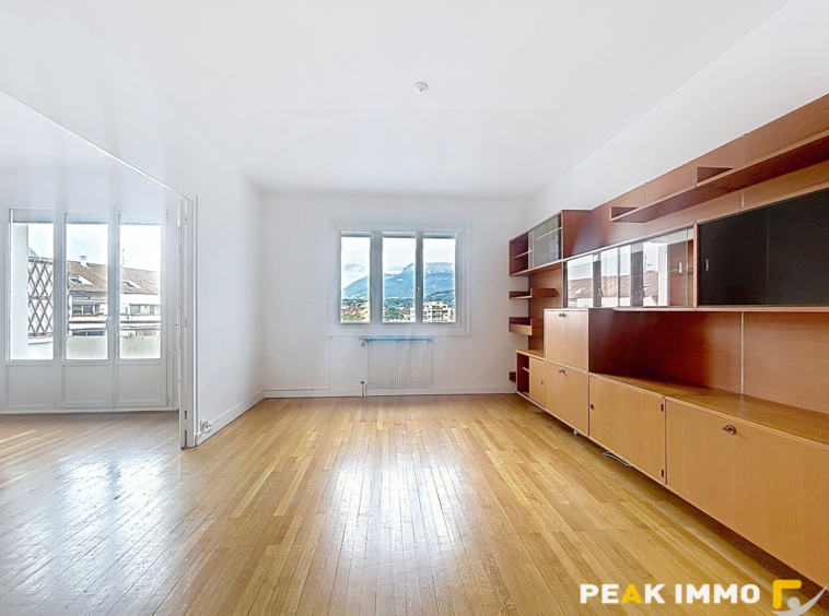 Appartement T3 - 90m2 - Annecy - place de parking