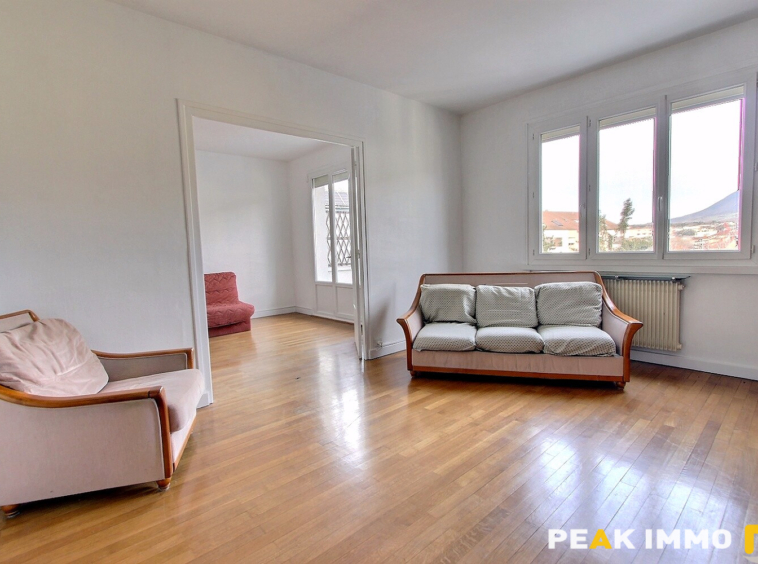 Appartement T4 - 90m2 - Annecy - place de parking