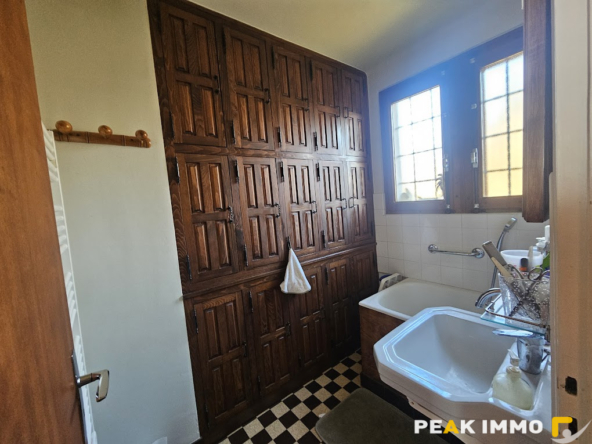 BONNE-Secteur LOEX Maison individuelle avec grand terrain di