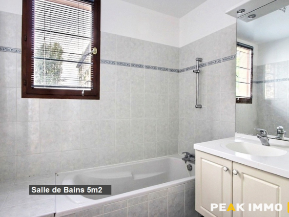 Appartement - 3 pièces - 80.97 m2 - Annecy