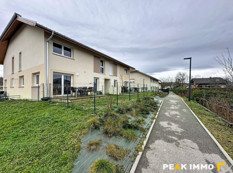 Appartement 4 pièces - 92 m2 - Sallenôves