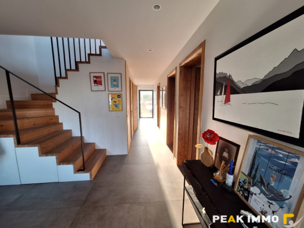 Ancienne ferme de caractère rénovée avec vue sur le lac