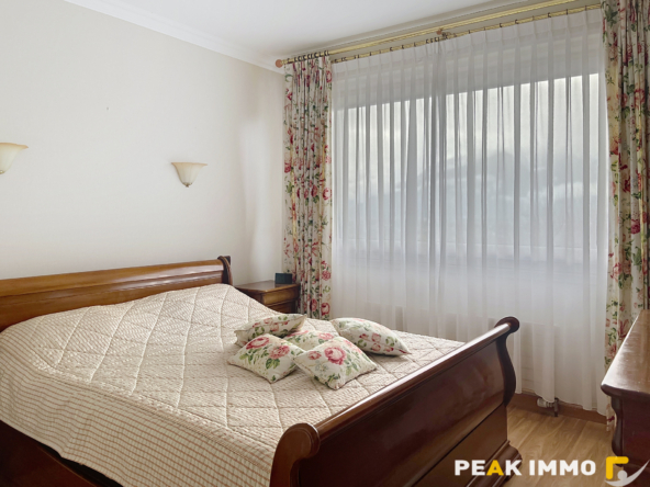 En nouveauté Coteau de MARIGNIER Spacieuse Maison de 5 chamb