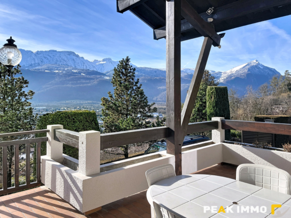 En nouveauté Coteau de MARIGNIER Spacieuse Maison de 5 chamb