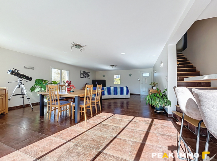 Maison 6 pièces - 173 m2 - Marcellaz-Albanais