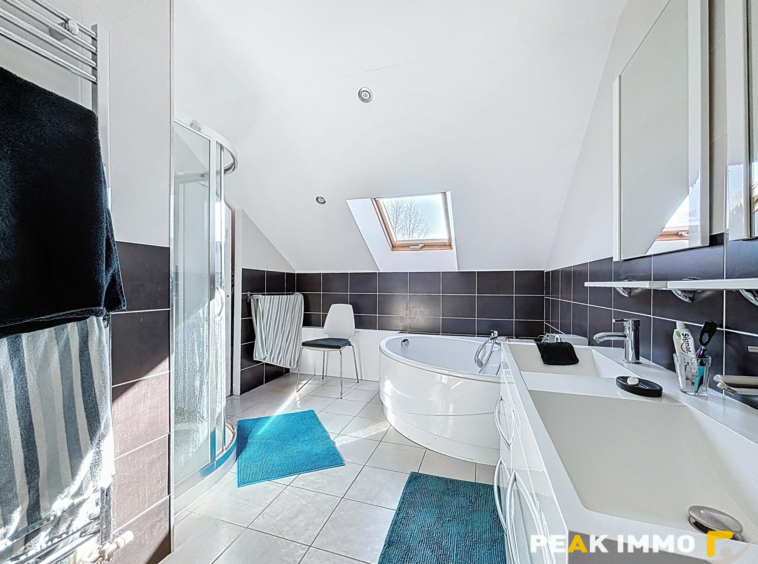 Maison 6 pièces - 173 m2 - Marcellaz-Albanais