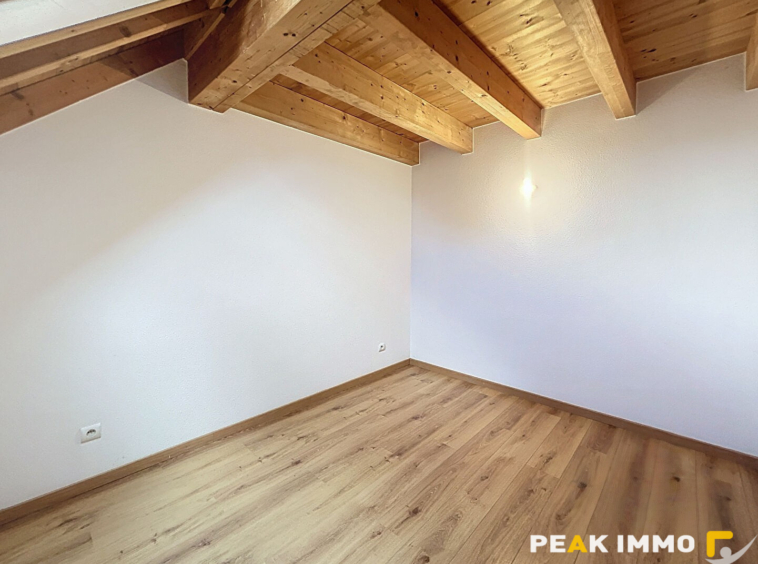 Duplex T3 bis lumineux avec terrasse et garage