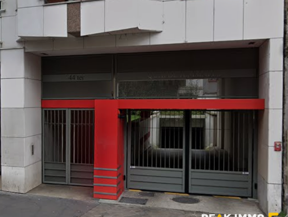 Place de parking en sous-sol Paris X