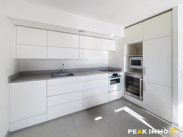 GAILLARD   Spacieux T4 avec suite parentale, cave et garage