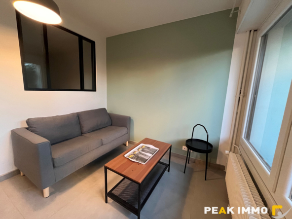 T1 meublé avec jardin   Résidence sécurisée proche tram et c