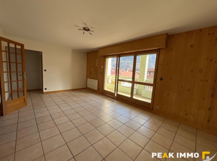 Appartement F3 - 69 m2 - Sallanches centre ville