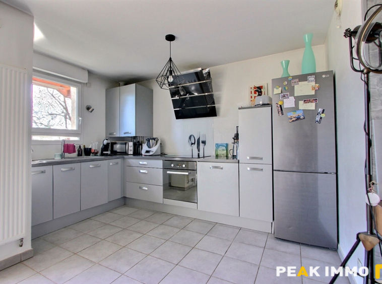 Appartement Duplex 3 pièces - 65.72m2 - POISY