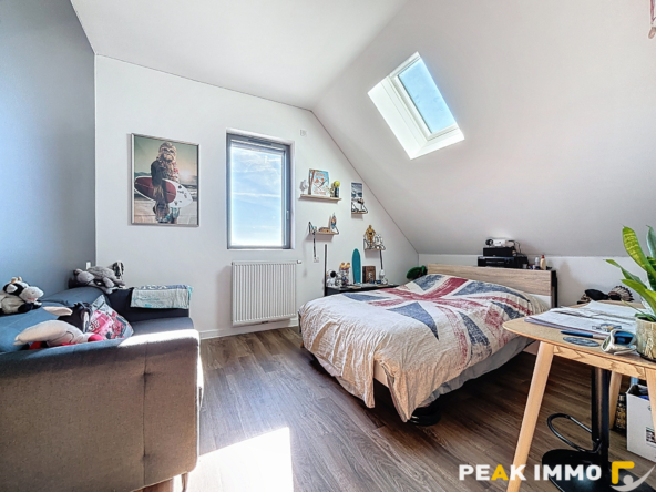 Maison 6 pièces - 211 m2 - Gruffy