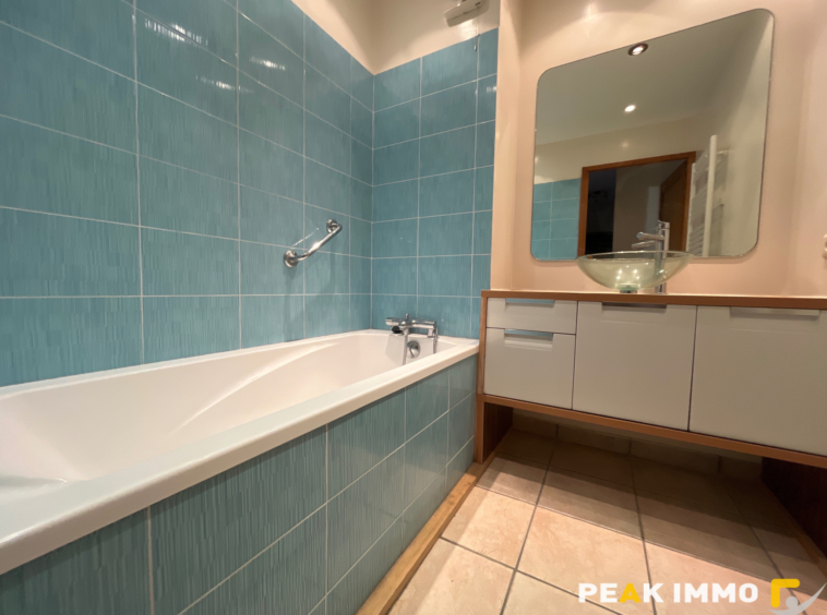 Appartement F3 - 69 m2 - Sallanches centre ville