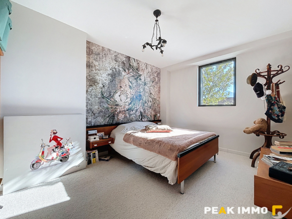 Maison 6 pièces - 211 m2 - Gruffy