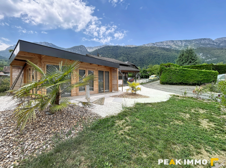 Duplex -125 m2 - terrain 350 m2 - DOUSSARD