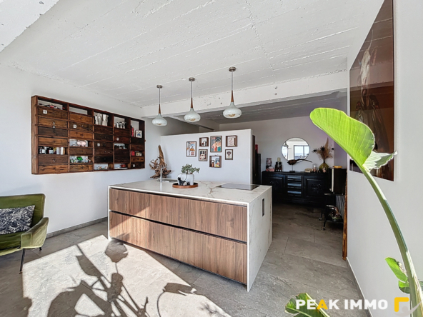 Maison 6 pièces - 211 m2 - Gruffy