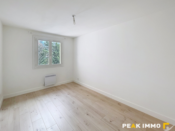 SAINT-PIERRE-EN-FAUCIGNY   Charmant T3 avec balcon et garage