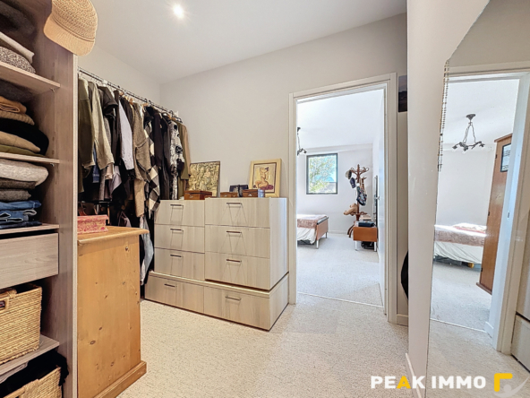 Maison 6 pièces - 211 m2 - Gruffy