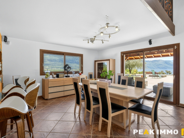 Maison vue lac - 9 pièces - 273 m2 - Portout Chanaz