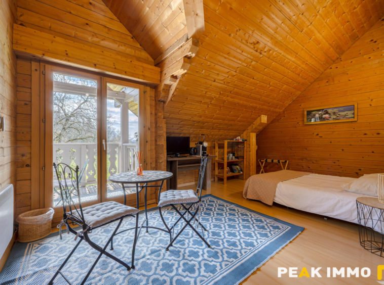 Maison 5 pièces - 161 m2 - Viuz-la-Chiésaz