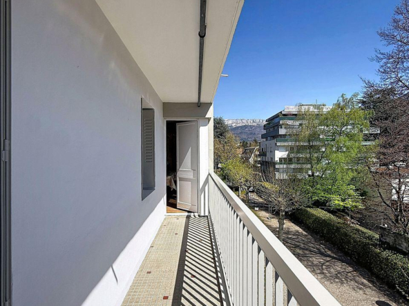 Appartement T4 balcon - 85.22 m2 - ANNECY