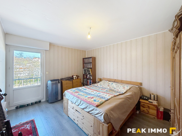 Exclusivité - Les Clarines   64 m2 - balcon - 1 cave