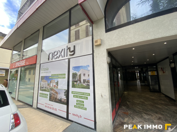 Local Commercial 2 pièces 40m2 Cluses