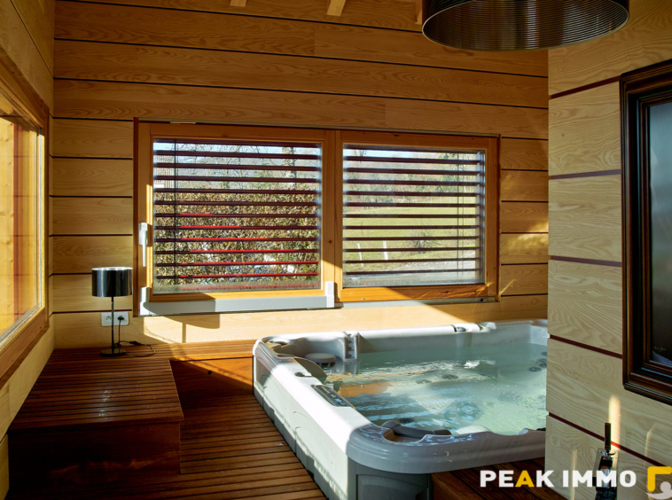 EN EXCLUSIVITE VILLE EN SALLAZ CENTRE VILLAGE