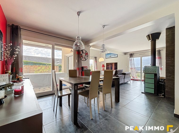 Maison 138m2 - 5 pièces - Méry