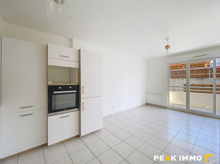 NANGY   Appartement T2 de 34.60m2 avec piscine   Idéal inves