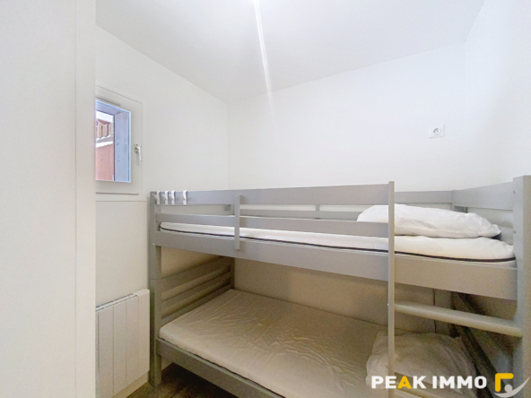 Studio rénové de 18.03m2 avec terrasse   Pied des pistes   S