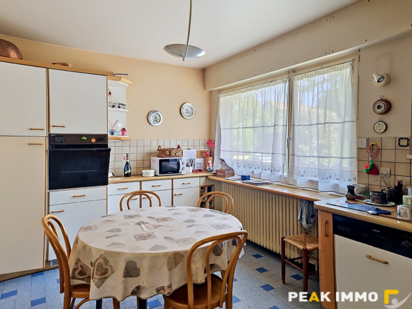 EXCLUSIVITE-CRANVES SALES CENTRE- MAISON D'ARCHITECTE FORT P