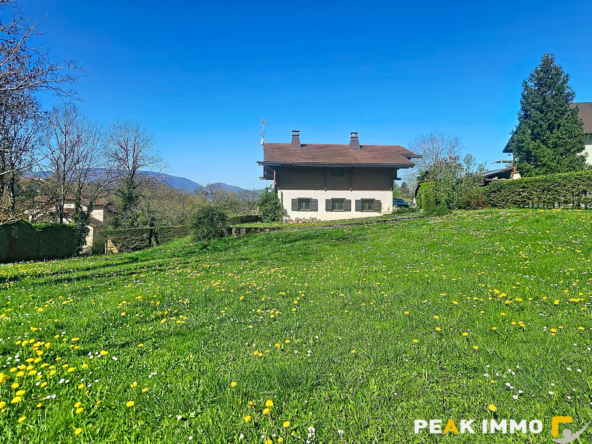 BONNE-SUR-MENOGE-Chalet 155 m2-terrain 1900 m2 divisible- St