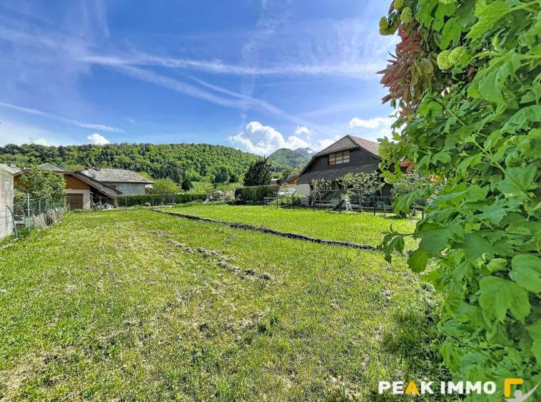 Duplex entre appartement et maison de village - jardin priva