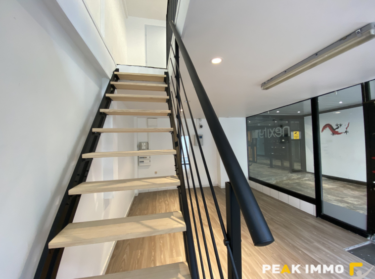 Local Commercial 2 pièces 40m2 Cluses