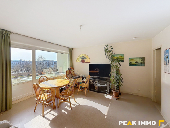 Exclusivité - Les Clarines   64 m2 - balcon - 1 cave