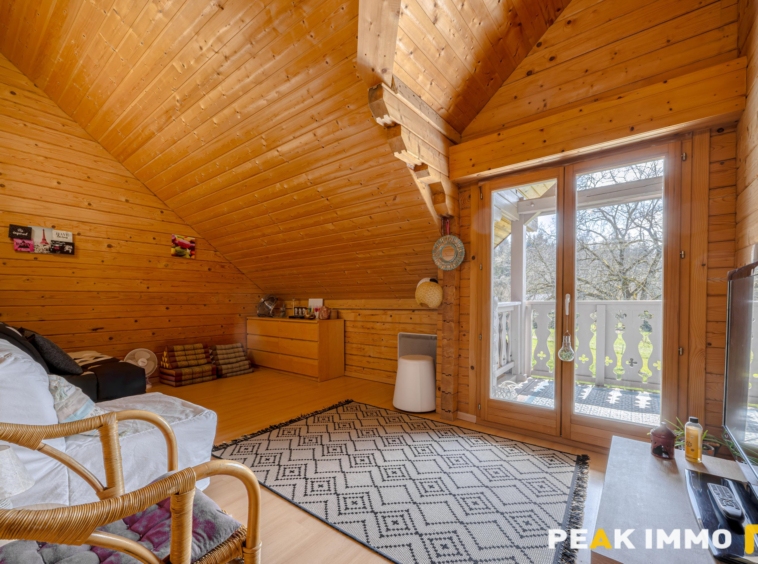 Maison 5 pièces - 161 m2 - Viuz-la-Chiésaz