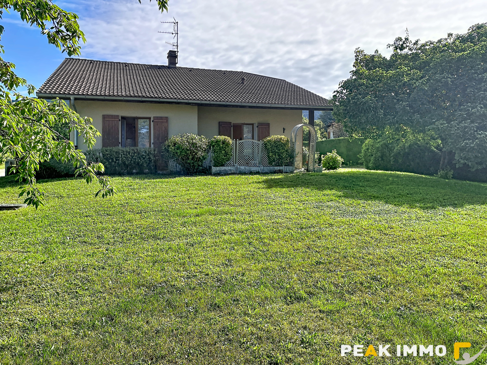 EN EXCLUSIVITE NANGY MAISON AVEC MAGNIFIQUE TERRAIN CONSTRUC