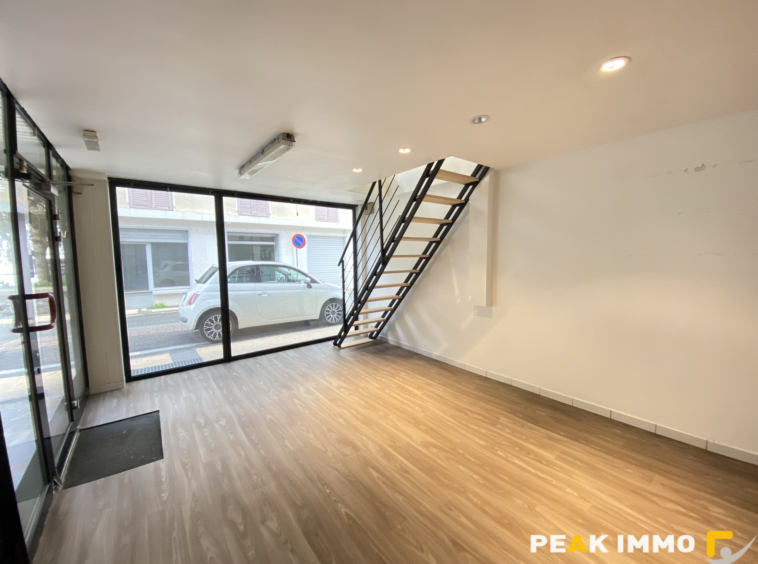 Local Commercial 2 pièces 40m2 Cluses