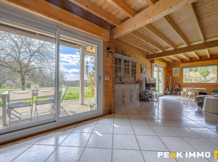 Maison 5 pièces - 161 m2 - Viuz-la-Chiésaz