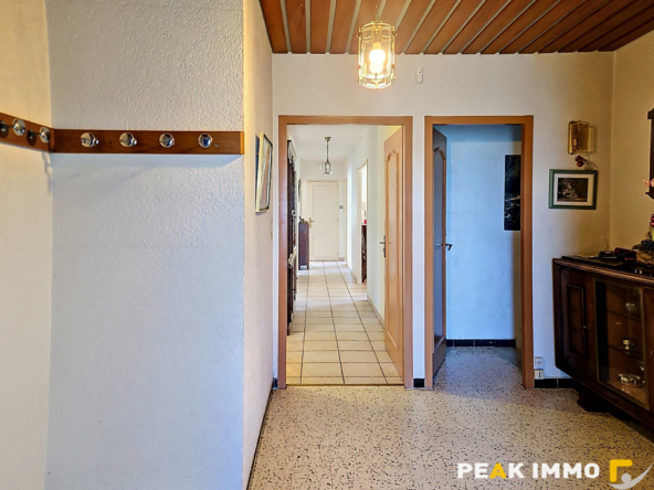 EXCLUSIVITE-CRANVES SALES CENTRE- MAISON D'ARCHITECTE FORT P