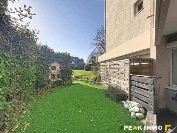 Exclusivité - T4 - 86 m2 avec jardin   2 places de stationne