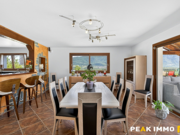 Maison vue lac - 9 pièces - 273 m2 - Portout Chanaz