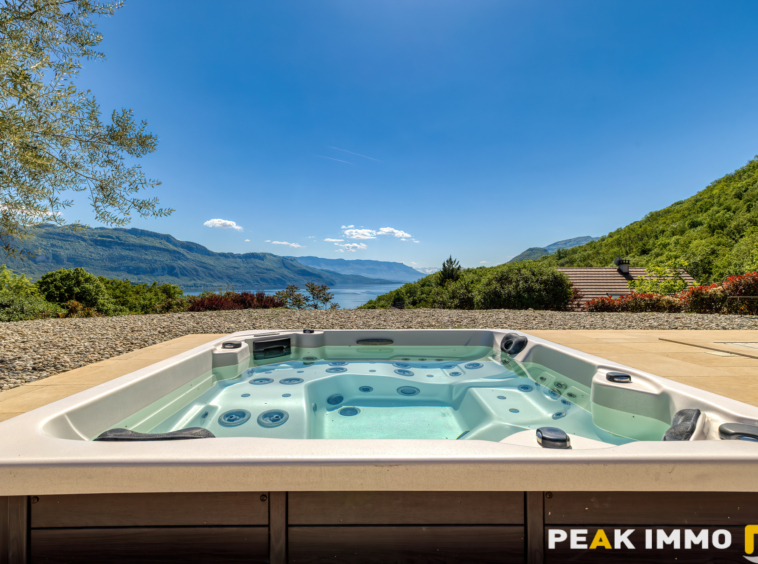 Maison vue lac - 9 pièces - 273 m2 - Portout Chanaz