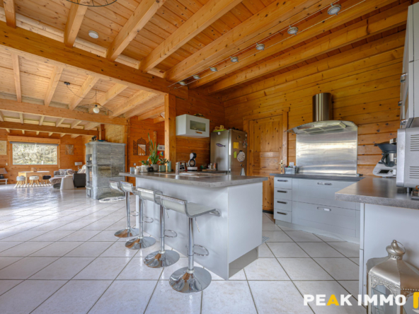 Maison 5 pièces - 161 m2 - Viuz-la-Chiésaz