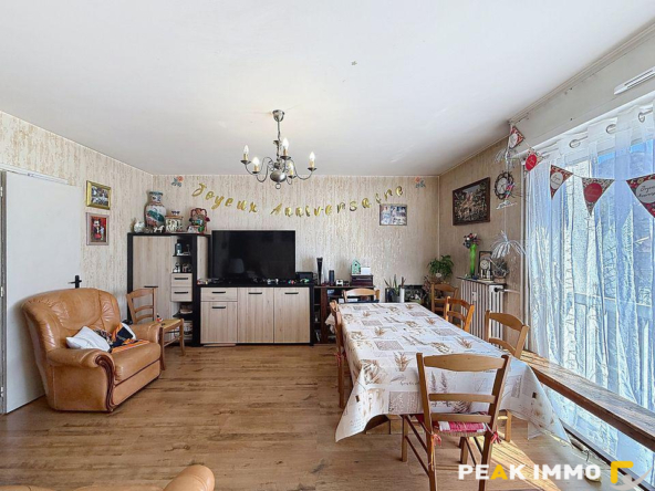 Appartement T4 balcon - 85.22 m2 - ANNECY