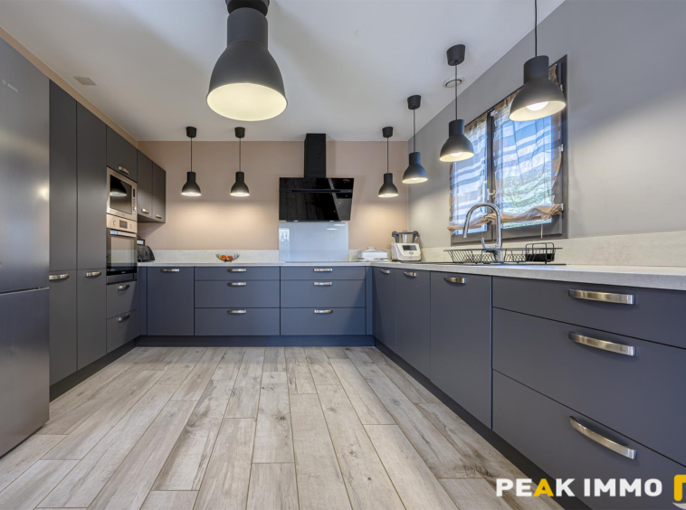 Maison 4 pièces - 109 m2 - Hauteville-sur-Fier