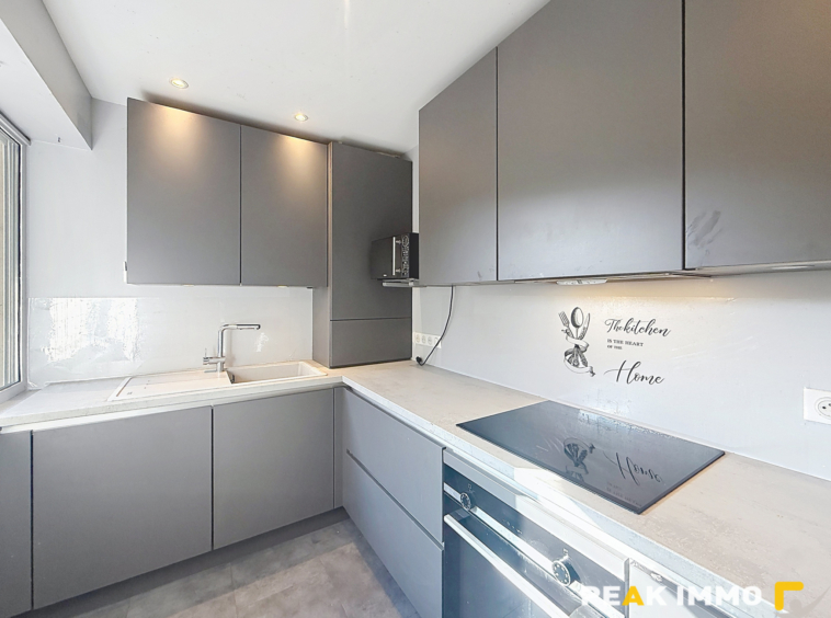 Exclusivité - T4 - 86 m2 avec jardin   2 places de stationne